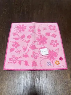 a.v.v｜レディースハンカチ（未使用）のサムネイル