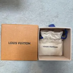 LOUIS VUITTON ギフトボックスとポーチ