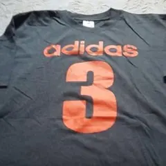 adidas グレー ネオンオレンジ