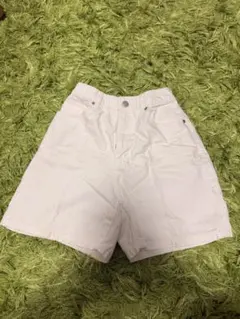 C・O・L・Z・A ホワイト デニム ショートパンツのサムネイル