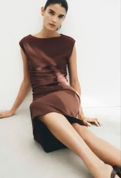 新品 H&M キャップスリーブクリンクルワンピース L