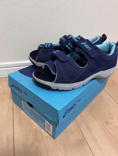 asics キッズサンダル ネイビー/ブルー