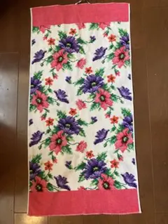 新品未使用、Feiler 花柄タオル 約46cm x 93cm
