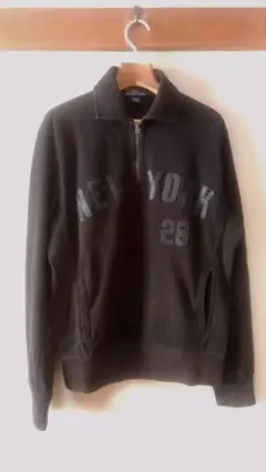 ハーフジップ スウェット