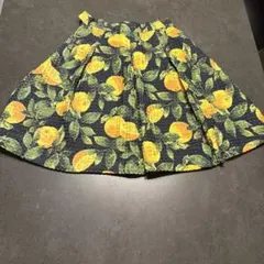 MIIA レモン柄 フレアスカート 膝上