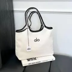 alo トートバッグ ホワイト/ブラック