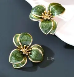 ✨ 緑 カーキ 花 エレガント ピアス ヴィンテージ レトロ