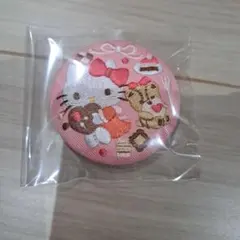 ハローキティ 刺繍缶バッジ ピンク