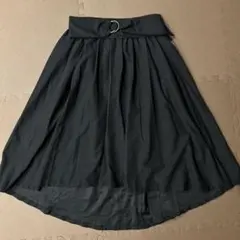 フレアスカート　ひざ丈 ベルトつき