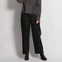 ニコアンド　センタープレスパンツ　ブラック系　シンプル　コットン　ワイド【3】