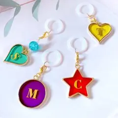 大人可愛い♪めじるしアクセサリー♪ アンブレラマーカー☆ イニシャルチャーム♪