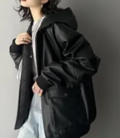 フェイクレザーブルゾン　Java