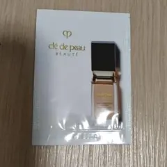 クレドポーボーテ　タンフリュイドエクラ　ナチュレル