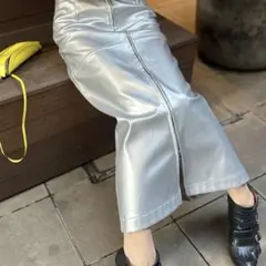 【値下げ対応可】mi via loca シルバー タイトスカート