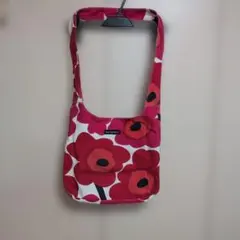 marimekko マリメッコ 　ウニッコ　ショルダーバッグ　レッド