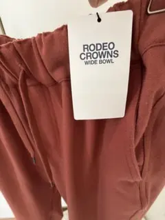 RODEO CROWNS WIDE BOWL オレンジパンツ