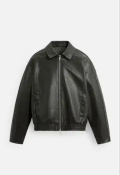 ZARA エンボス加工フェイクレザージャケット