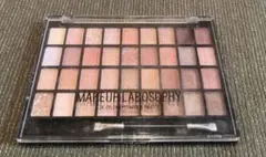 MAKEUP LABOSOPHY 36色アイシャドウパレットのサムネイル