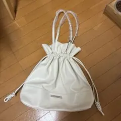 ショルダーバックのサムネイル