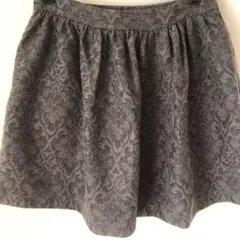 ZARA   ミニスカート　グレー