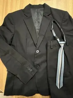 キッズ フォーマルスーツ ネクタイ付き　160cm