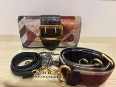 ア*キ様 バーバリーウォレットバック