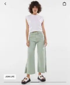 Bershka ミントグリーン ワイドレッグデニム