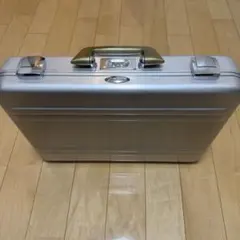 限定品】007 20作品コレクターズボックス ジュラルミンケース付き