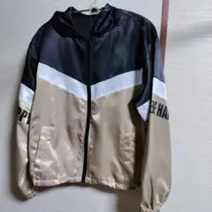 フード付きサテンジャケット BE HAPPY