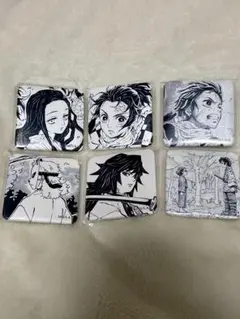 鬼滅の刃　ダイニング　おたのしみくじ　イラストスクエア缶バッジ　冨岡義勇　他