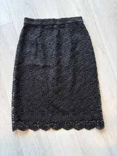 UNIQLO ユニクロ　レースタイトスカート　Sサイズ