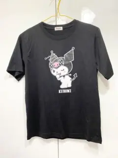 サンリオ クロミ Tシャツ 黒 リボン ドット ウインクのサムネイル