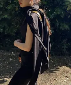 〈ブラック〉 ストール