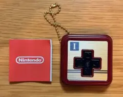 極美品 Nintendo ファミコン十字コントローラー キーホルダー