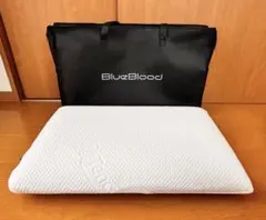 【新品】BlueBlood ホワイト枕 収納バッグ付きのサムネイル