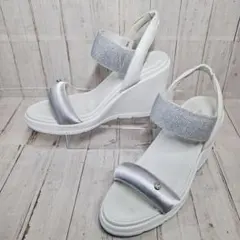 美品【24.5㎝】+diana 白 ウェッジソール サンダル ビシュー 厚底