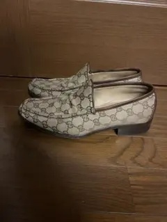 ✨GUCCI ✨ローファーパンプス シェリーライン シルバープレートGG柄 ✨GUCCI ✨ローファーパンプス シェリーライン シルバープレート