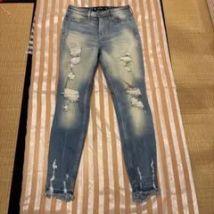 Hollister ハイライズ スーパースキニー W23 L26のサムネイル