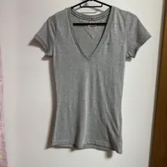 トミーヒルフィガーデニム　Sサイズ　Ｖネック　レディース