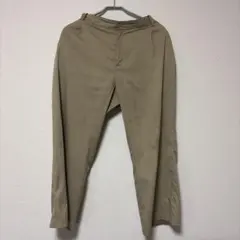 Nike ベージュ スラックス