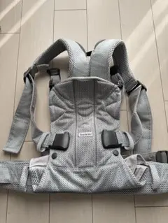 BABYBJÖRN ベビービョルン　抱っこ紐　ワンカイエアー　シルバー　パッド付