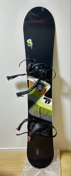 GENERICS スノーボードセット 160cm ビンディング サロモンMサイズ GENERICS スノーボードセット 160cm ビンディング サロモンMサイズ