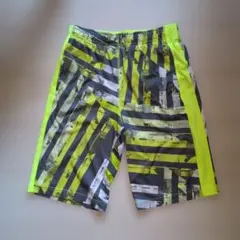 NIKE　Dri-FITハーフパンツ　キッズLサイズ