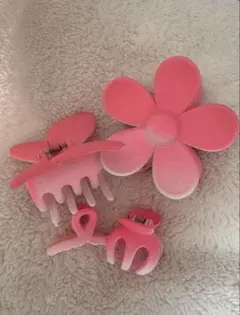 ピンクの花とクリップ4個セットまとめ売り