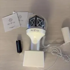 NiziU OFFICIAL LIGHT STICK ペンライトのサムネイル