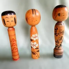日本的な伝統こけし 3体セット 木製 民芸品のサムネイル
