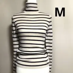 ユニクロ エクストラファインメリノリブタートルネックセーター オフホワイト M