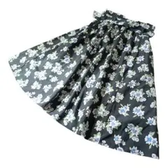 【極美品】 花柄 フレアスカート Andemiu S 膝丈 ベルト付きのサムネイル