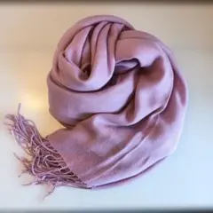 薄紫ライトパープルのレーヨンストール