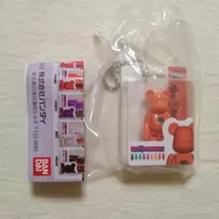 ベアブリック パッケージチャームコレクション 1弾 ガチャ オレンジ